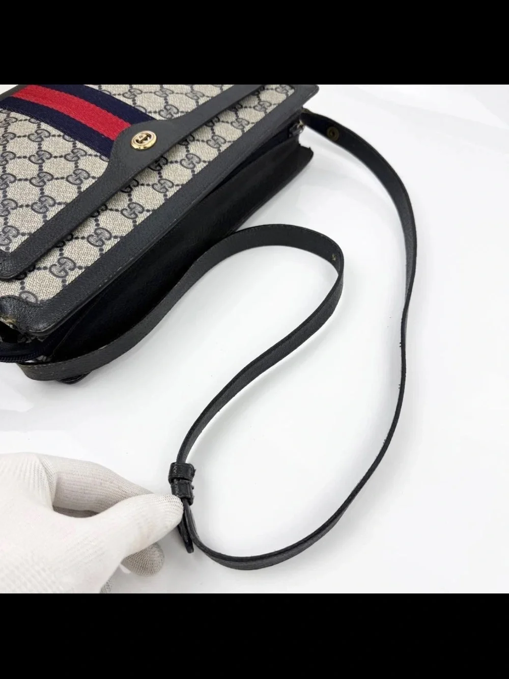 Gucci Beige GG Canvas Crossbody with Navy & Red Stripe